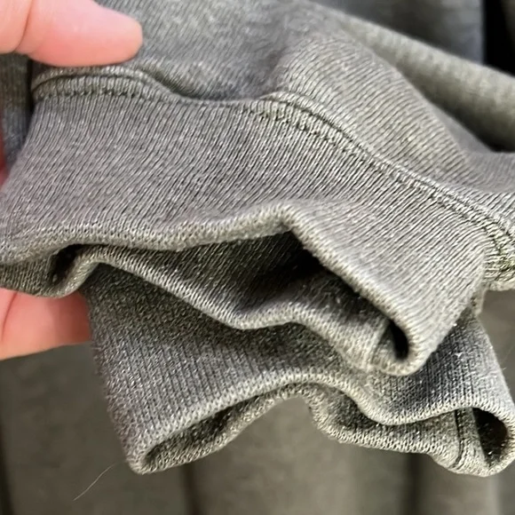 Carhartt Mens Sweatshirt Pullover Hoodie Kangaroo Pocket Size XL - Picture 10 of 14